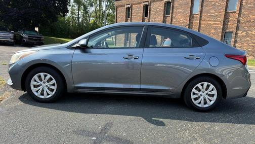 2019 Hyundai Accent SE