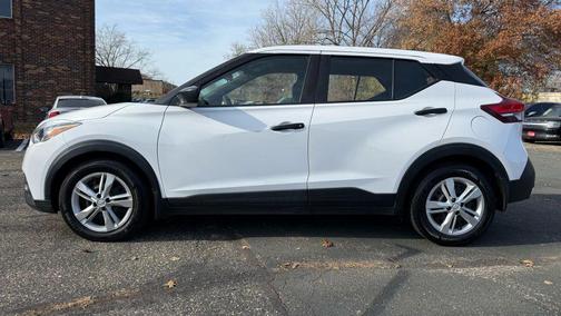2020 Nissan Kicks S
