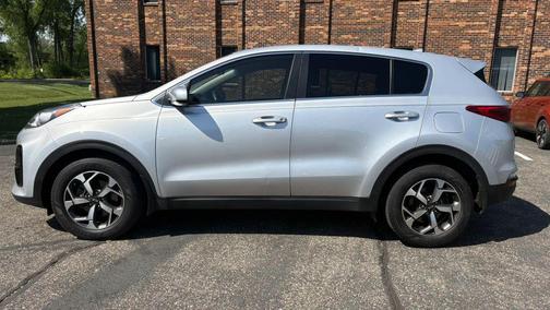Sparkling Silver 2020 Kia Sportage LX