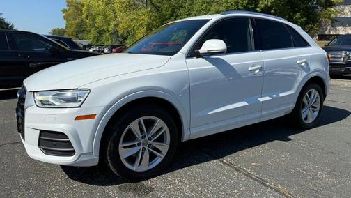 2017 Audi Q3 2.0T Premium Plus