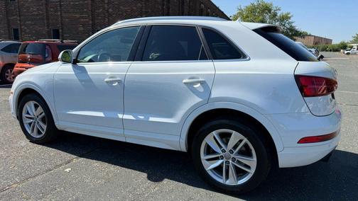2017 Audi Q3 2.0T Premium Plus
