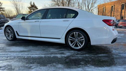 2016 BMW 750 i xDrive