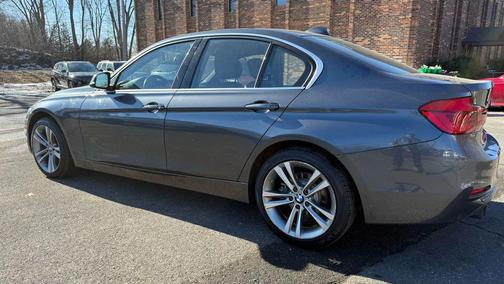 2018 BMW 330 xDrive