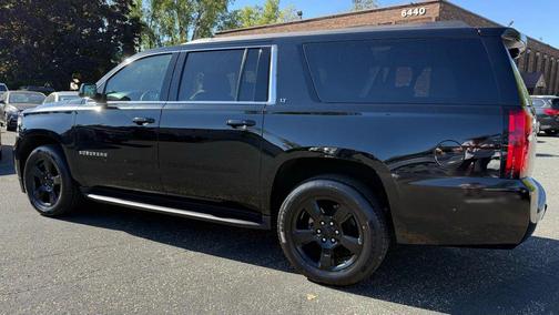 2019 Chevrolet Suburban LT