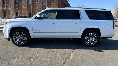 2018 GMC Yukon XL Denali