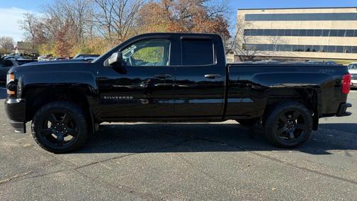 2017 Chevrolet Silverado 1500 Custom