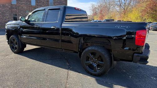 2017 Chevrolet Silverado 1500 Custom
