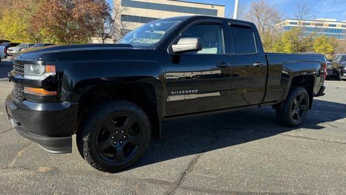 2017 Chevrolet Silverado 1500 Custom