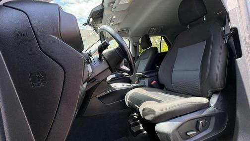 Iconic Silver Metallic 2022 Ford Explorer XLT