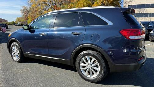 2017 Kia Sorento LX