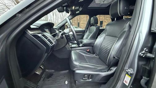 2020 Land Rover Discovery HSE