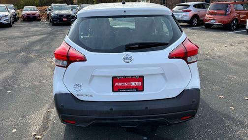 2020 Nissan Kicks S