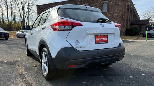 2020 Nissan Kicks S