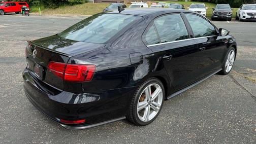 2017 Volkswagen Jetta GLI