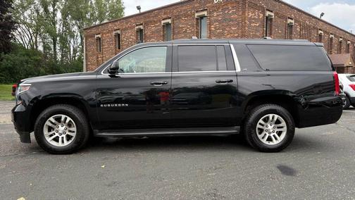 2016 Chevrolet Suburban LT