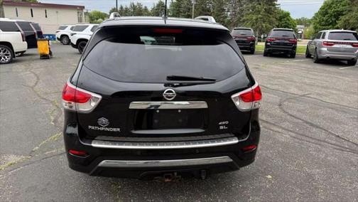2014 Nissan Pathfinder SL