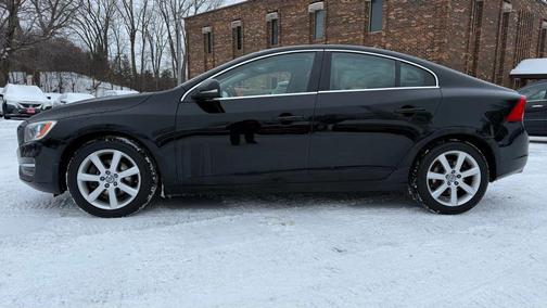 2016 Volvo S60 T5 Drive-E Premier