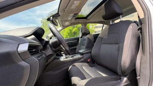 Brilliant Silver Metallic 2019 Nissan Altima 2.5 SV