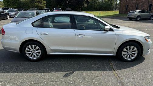 2015 Volkswagen Passat 1.8T S