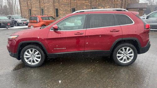 2017 Jeep Cherokee Sport