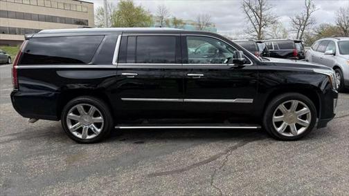 2017 Cadillac Escalade ESV Sport
