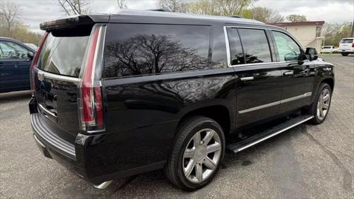 2017 Cadillac Escalade ESV Sport