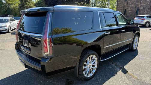2018 Cadillac Escalade ESV Sport