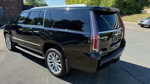 2018 Cadillac Escalade ESV Sport