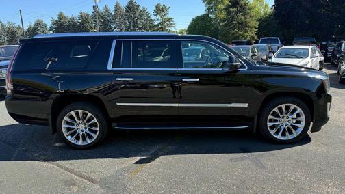 2018 Cadillac Escalade ESV Sport