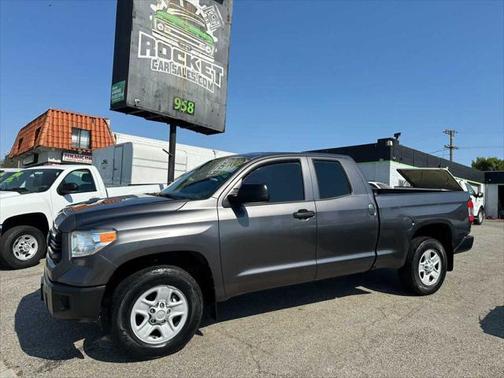 2014 Toyota Tundra SR