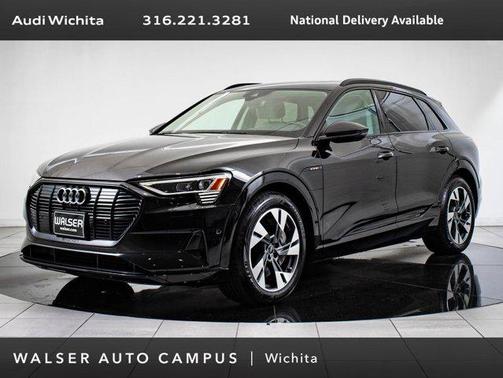 2022 Audi e-tron Premium