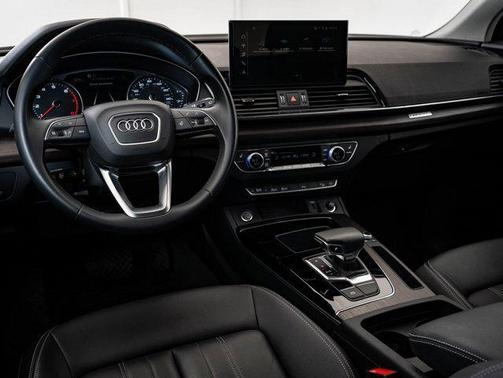 2023 Audi Q5 40 Premium