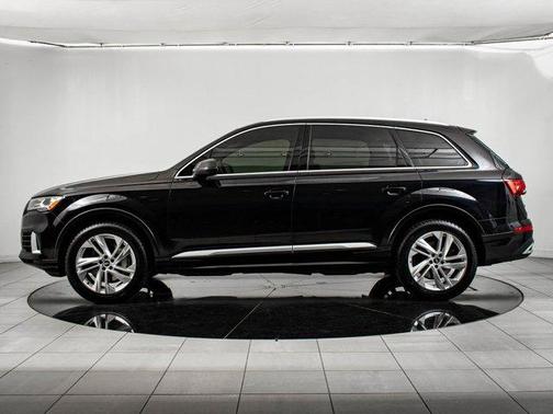 2021 Audi Q7 55 Premium Plus