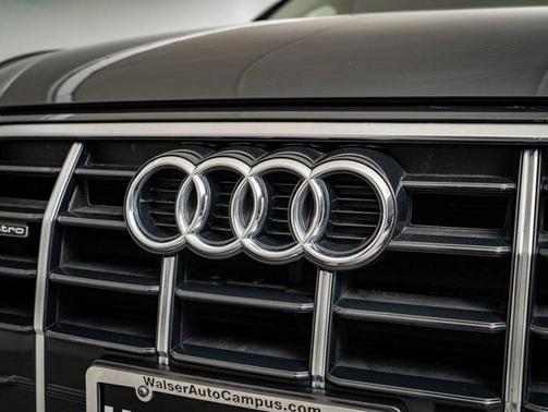 2023 Audi Q5 40 Premium