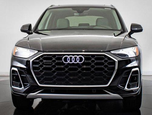 2024 Audi Q5 45 S line Premium