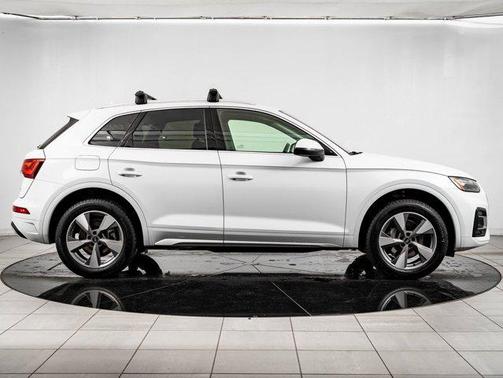 2023 Audi Q5 40 Premium