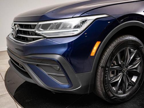 Atlantic Blue Metallic 2023 Volkswagen Tiguan 2.0T SE