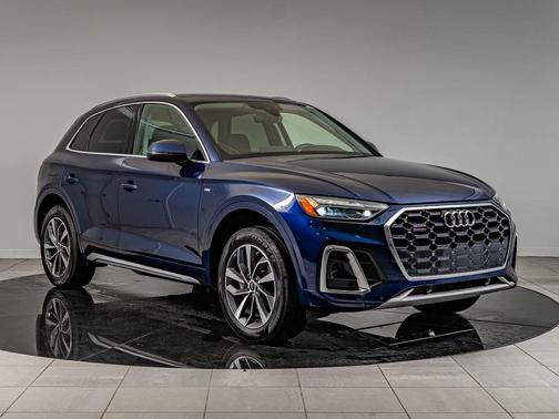 Navarra Blue Metallic 2023 Audi Q5 45 S line Premium