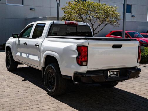 Summit White 2024 Chevrolet Colorado WT
