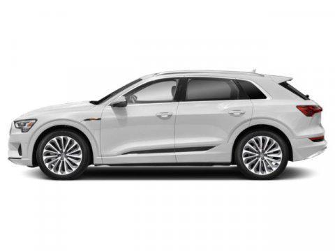 Mythos Black Metallic 2021 Audi e-tron Prestige