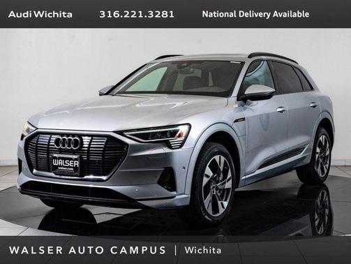 2022 Audi e-tron Premium