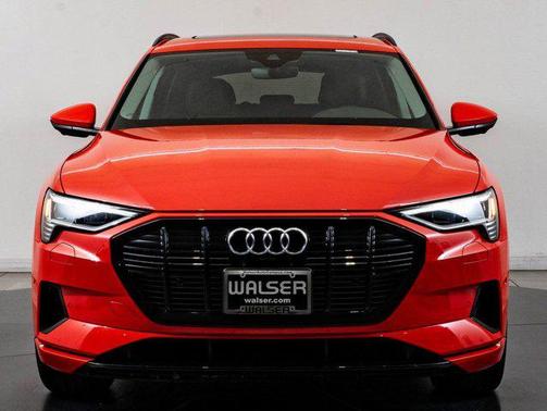 Catalunya Red Metallic 2021 Audi e-tron Premium