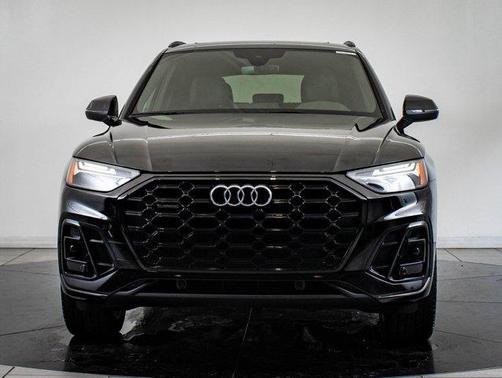 2025 Audi Q5 45 S line Premium