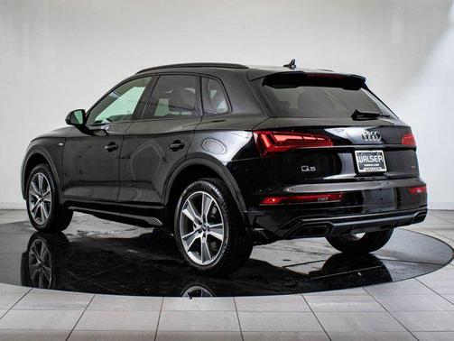2025 Audi Q5 45 S line Premium