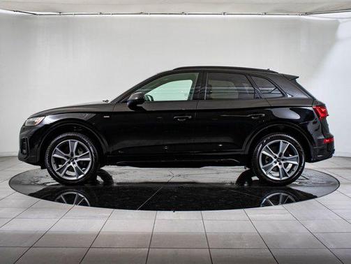 2025 Audi Q5 45 S line Premium