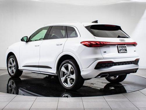 2025 Audi Q5 Premium Plus