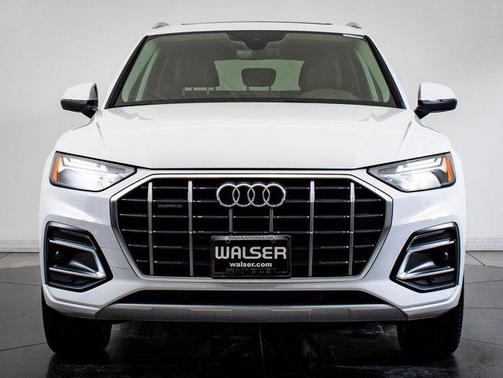 2023 Audi Q5 40 Premium