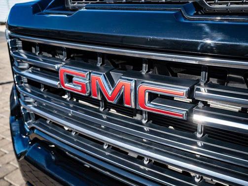 2023 GMC Sierra 2500 AT4