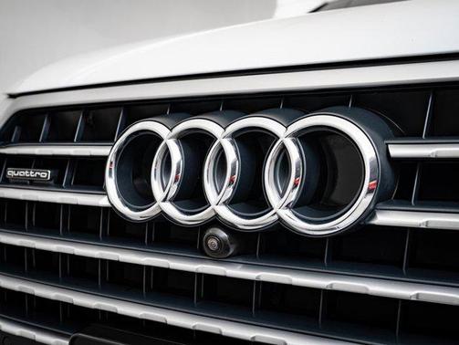 2019 Audi Q7 55 Premium Plus