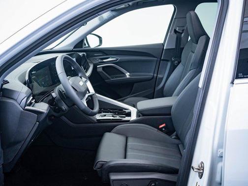 2025 Audi Q5 Prestige